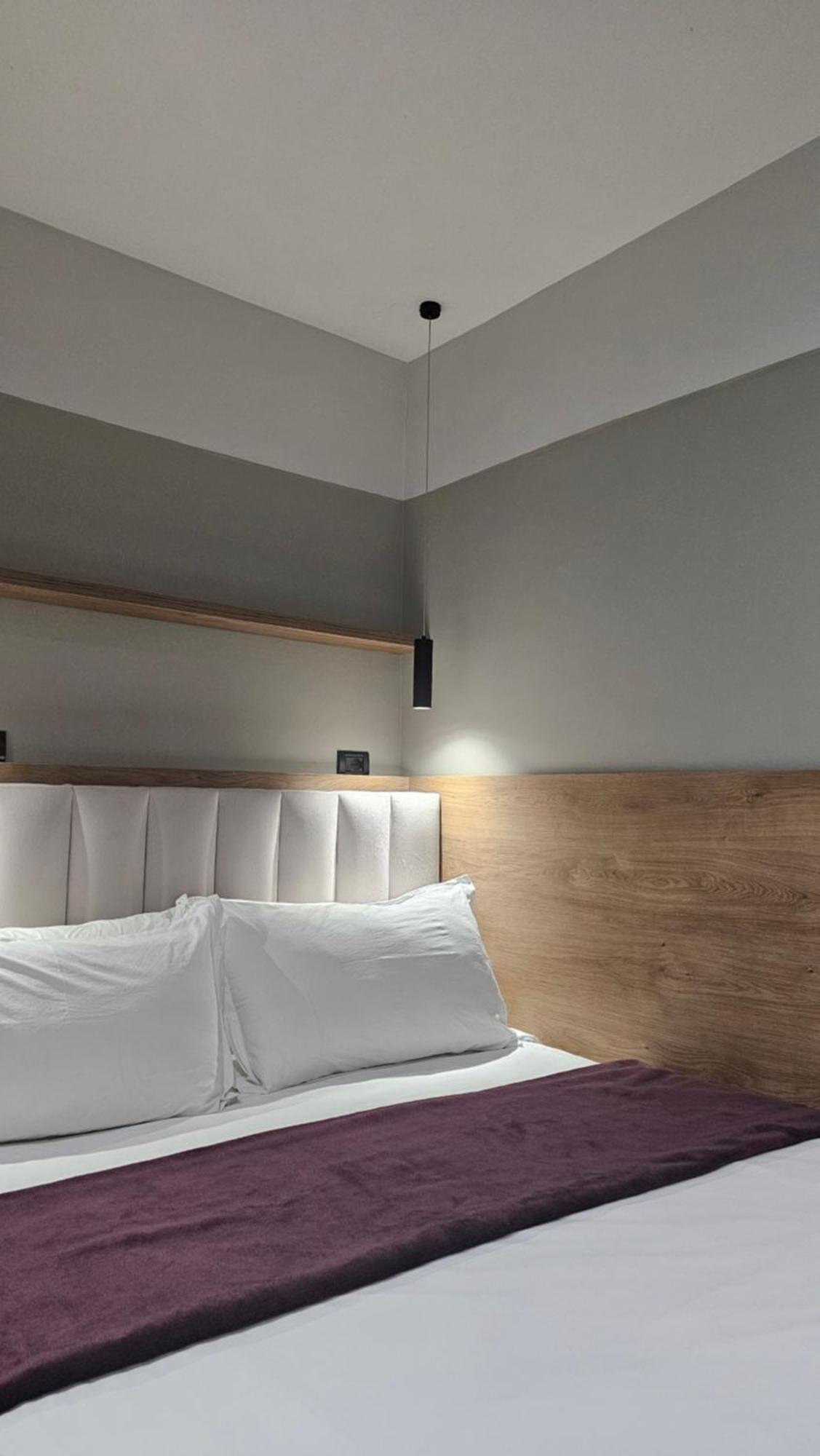 Tam Serviced Studio Apartments Next To Blloku Tirana Extérieur photo