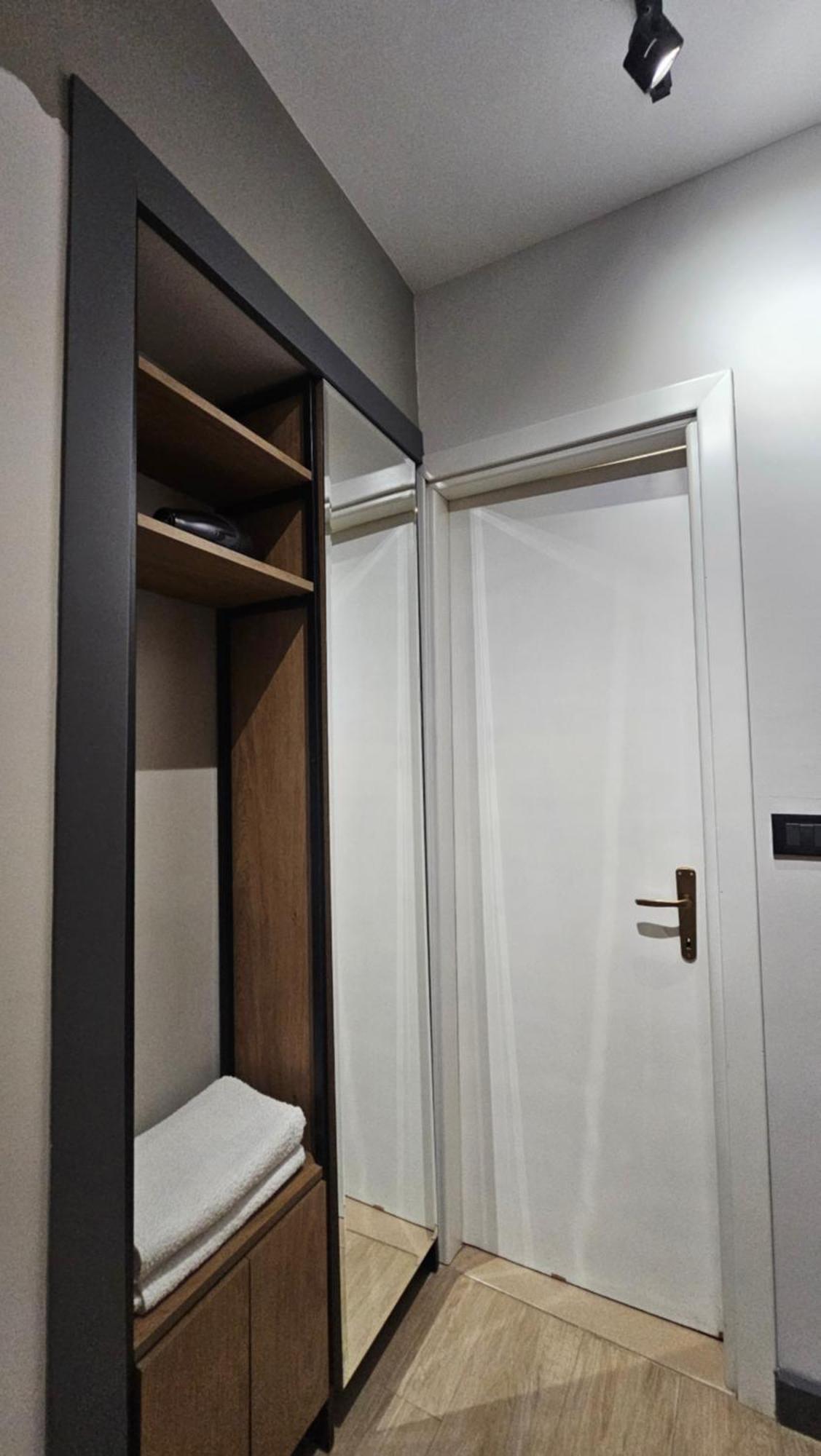 Tam Serviced Studio Apartments Next To Blloku Tirana Extérieur photo