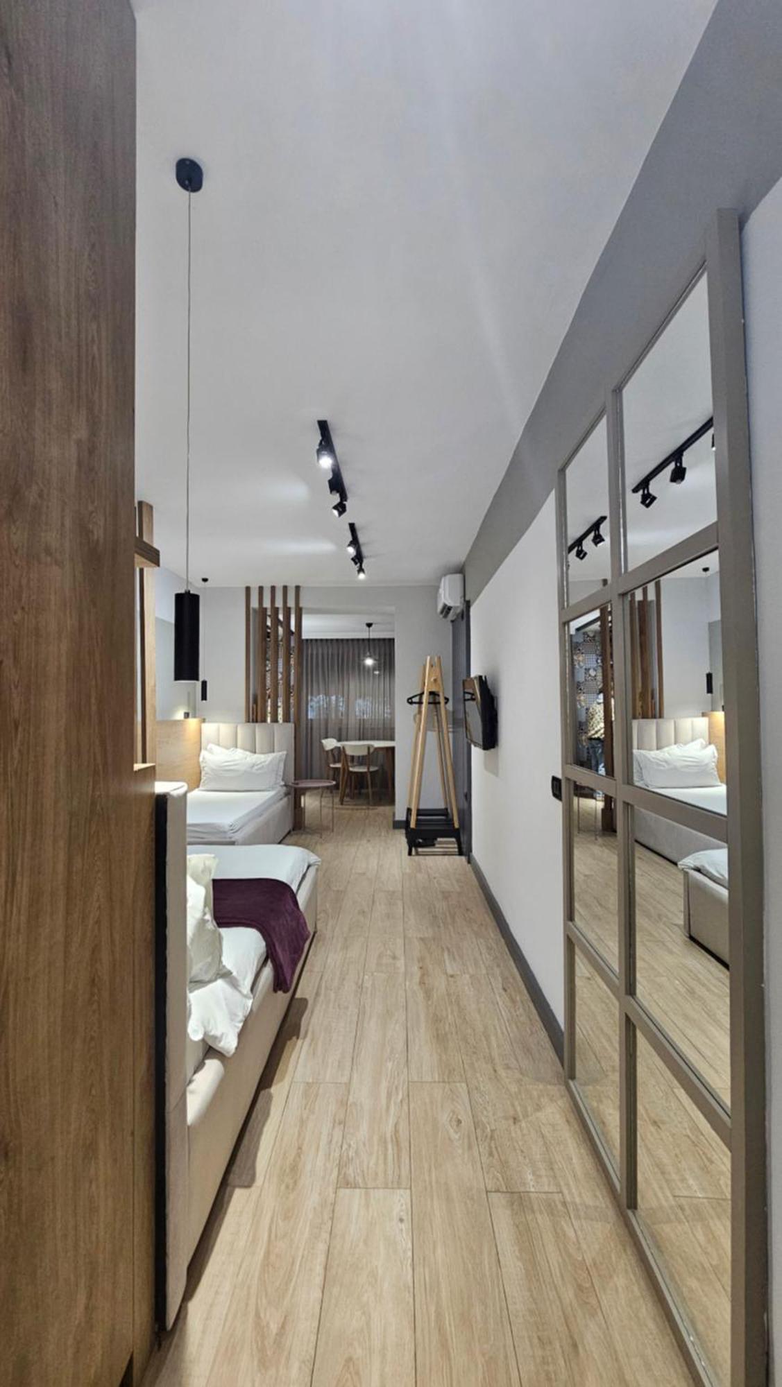 Tam Serviced Studio Apartments Next To Blloku Tirana Extérieur photo